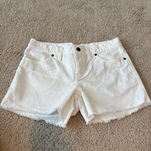 Carve Designs White Frayed Hem Denim Shorts